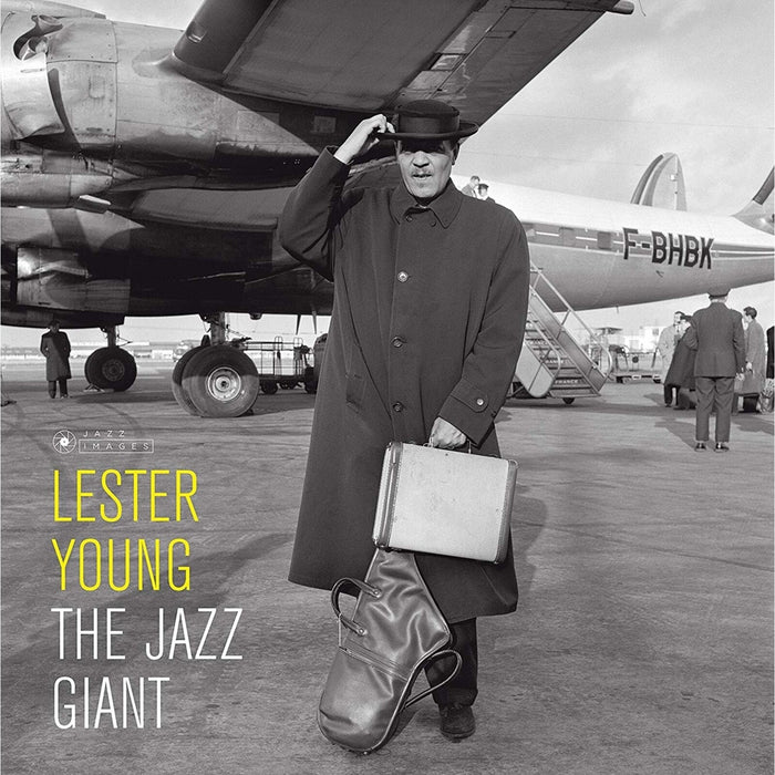 Lester Young - The Jazz Giant. (Cover Art by Jean-Pierre Leloir). Gatefold Edition. - 37051
