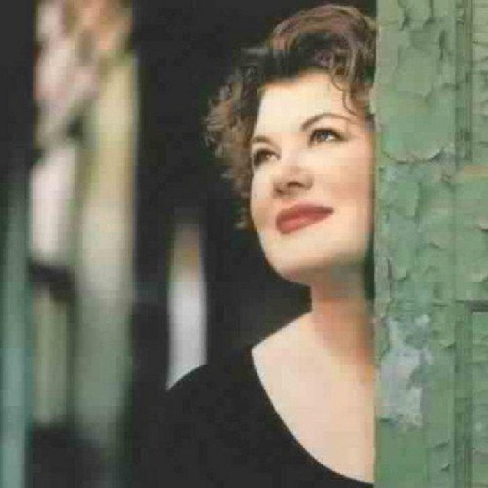 Maura O'Connell: Walls & Windows