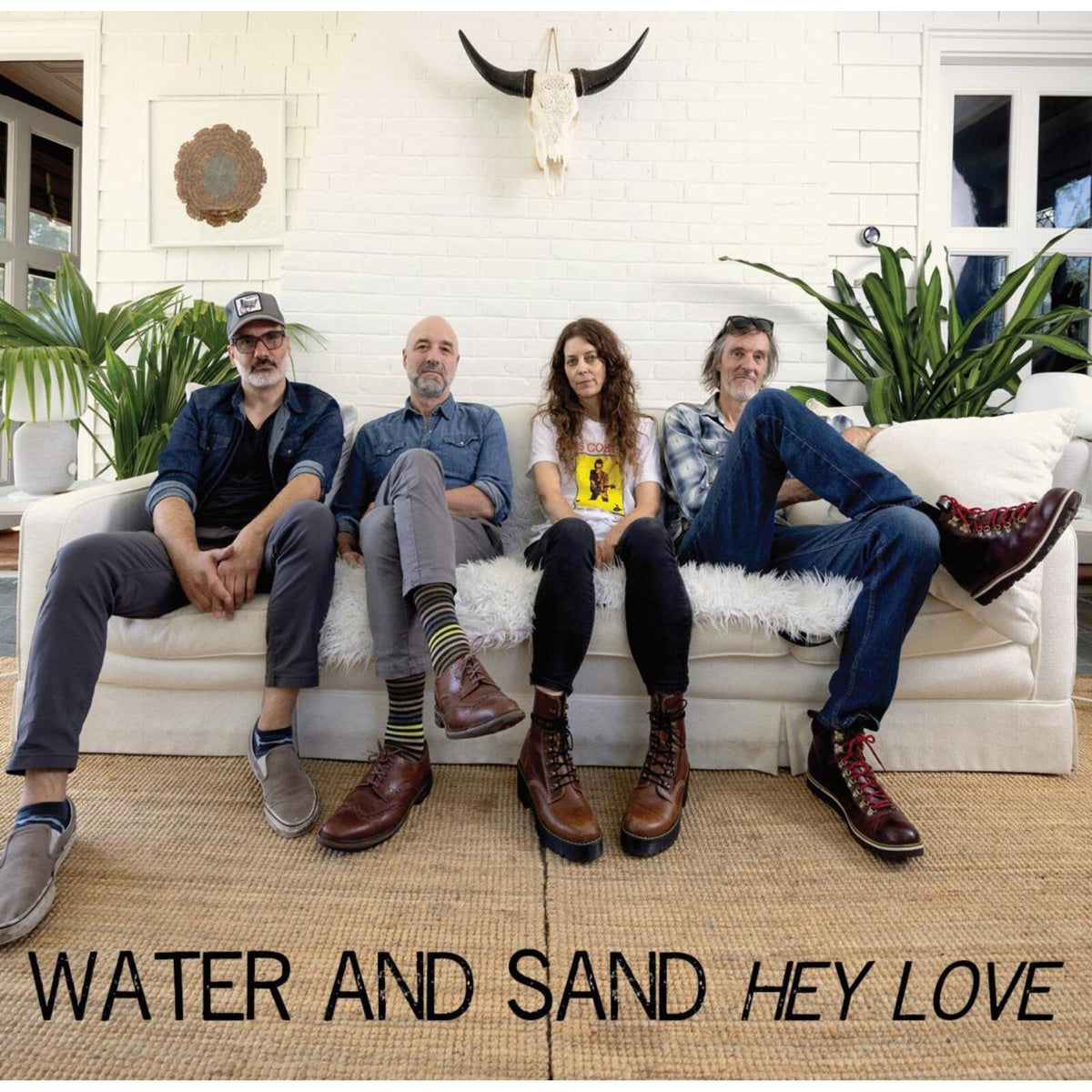 Water And Sand - Hey Love - BLUDP0755