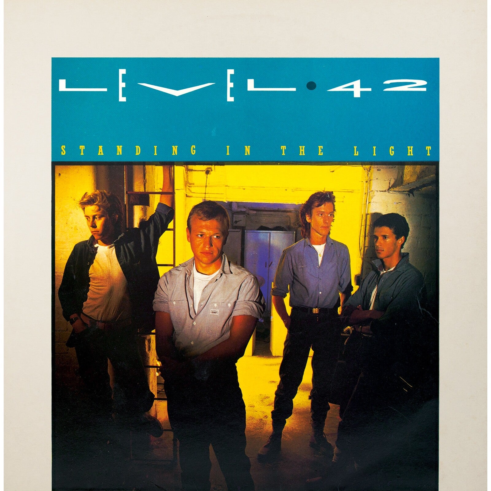 欧LP Level 42 Standing In The Light UMCLP071 Polydor /00260 Standing In The Light re-issue – gold LP – Level42.com