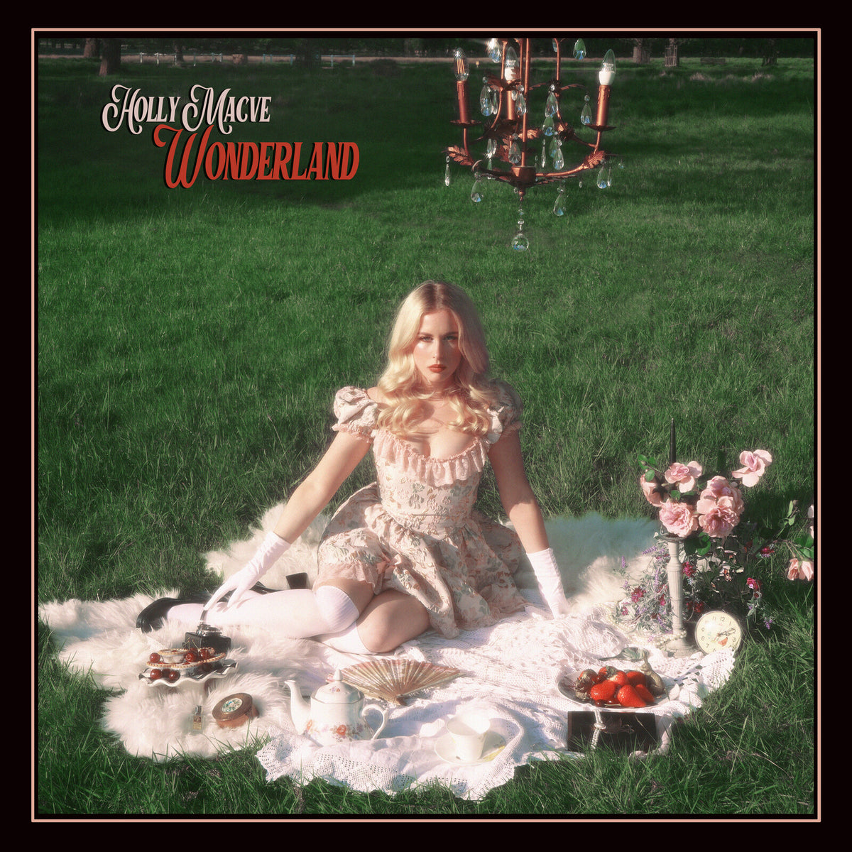 Holly Macve - Wonderland - LMR02CD