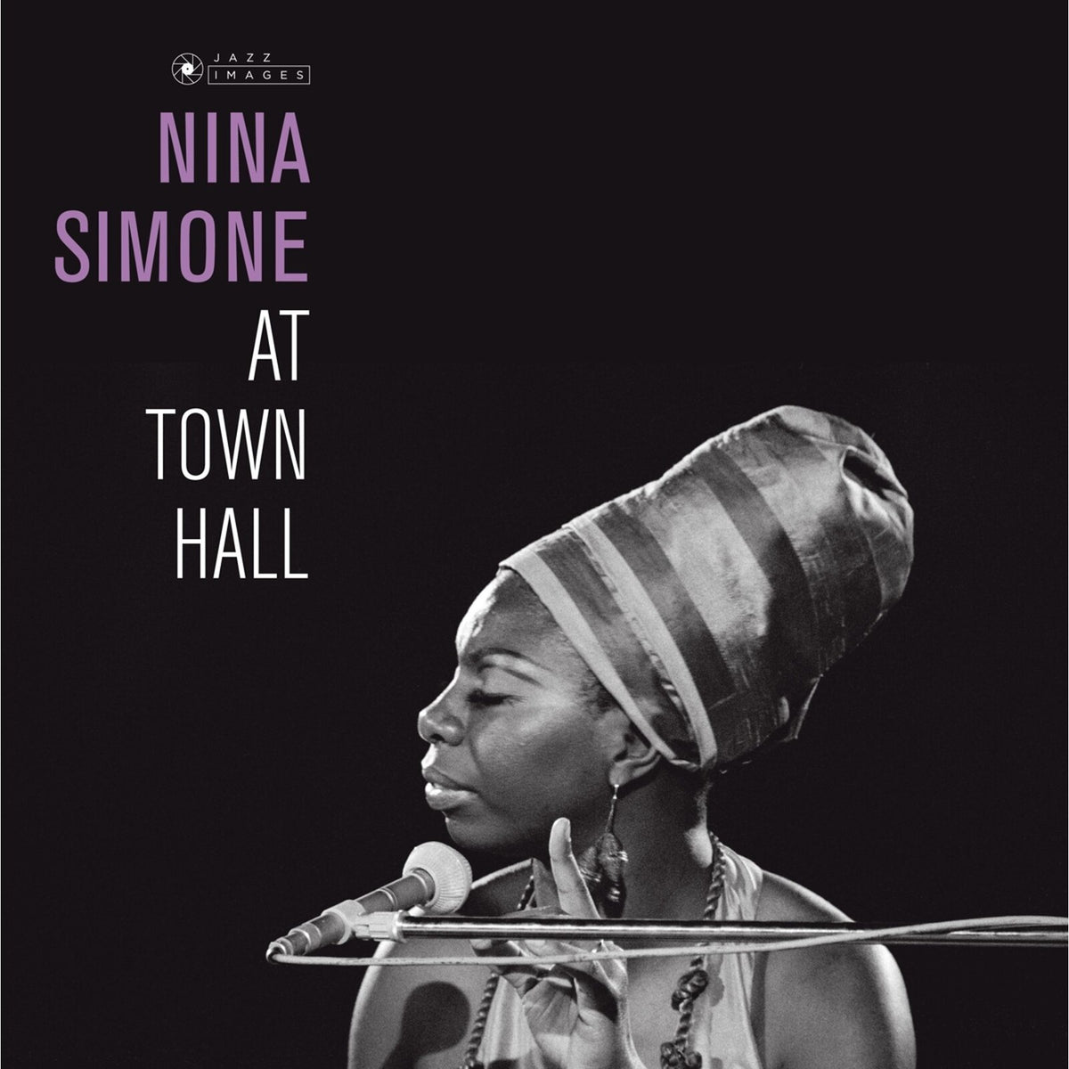 Nina Simone - At Town Hall - Gatefold Edition. Cover Art by Jean-Pierre Leloir. - 37057