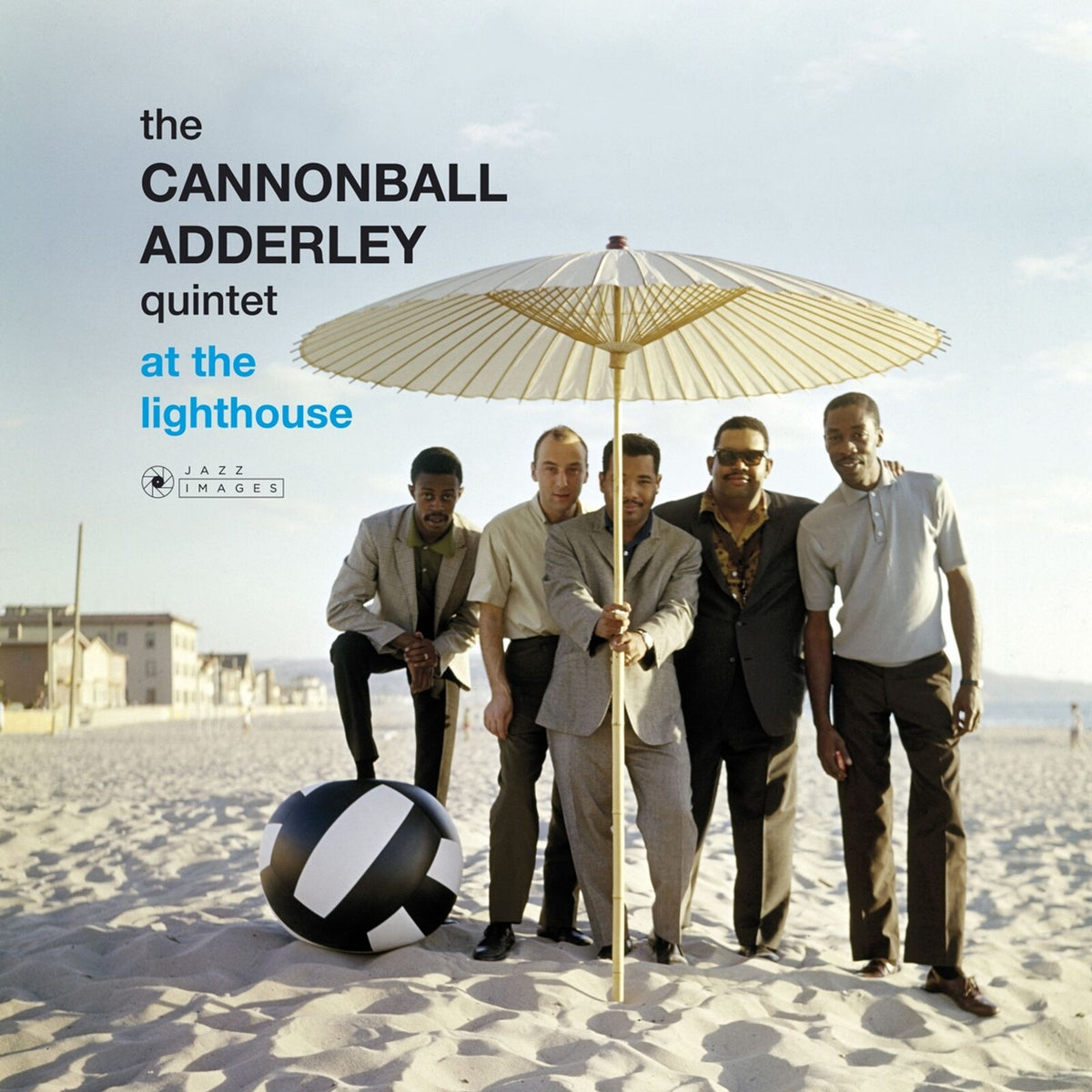 The Cannonball Adderley Quintet - At The Lighthouse (Gatefold Packaging. Photographs By William Claxton) - 37085