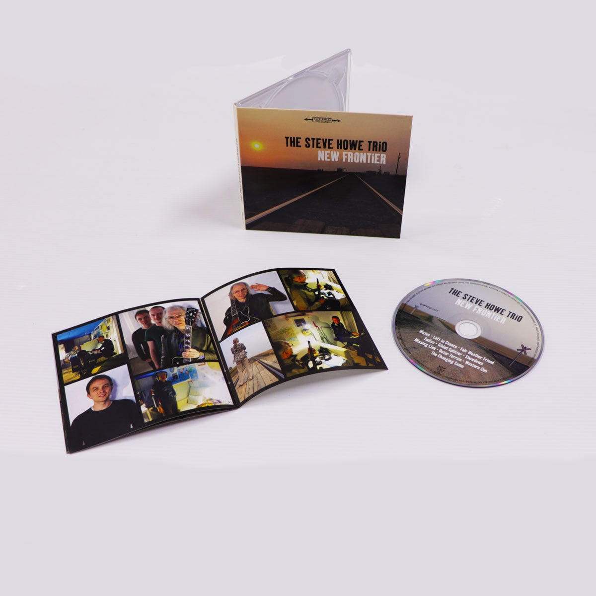 EANTCD1077 - New Frontier - The Steve Howe Trio