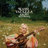 Kassi Valazza: Kassi Valazza Knows Nothing