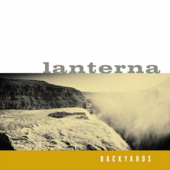 lanterna-backyards